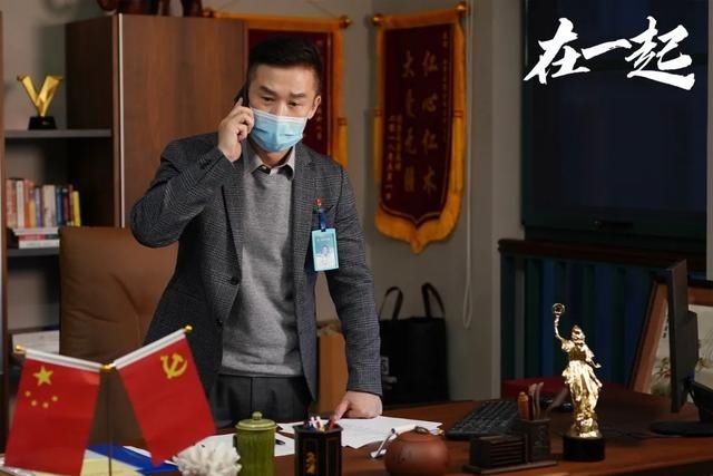 《在一起之方舱》：认出了靳东，认出了王自健，没认出孙佳雨