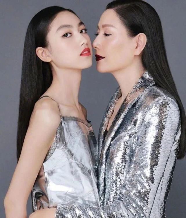 任达华女儿身材发育太好,15岁身高快达1米8,清纯性感都能驾驭