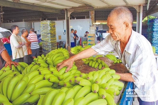 四大皆空!蔡英文执政连自家民调都唱衰?