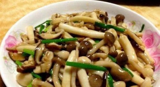 分享几道家常下饭菜,好吃不贵,家人吃得很舒服,很是好吃