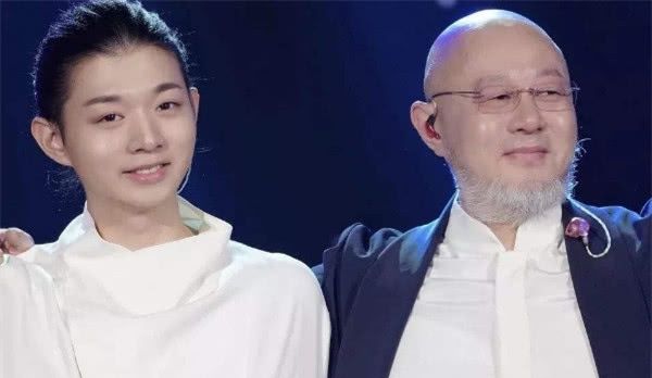 4对不像父子的明星:一对比一对不像,说最后一对是父子没人信! 银河娱乐场官方网站下载