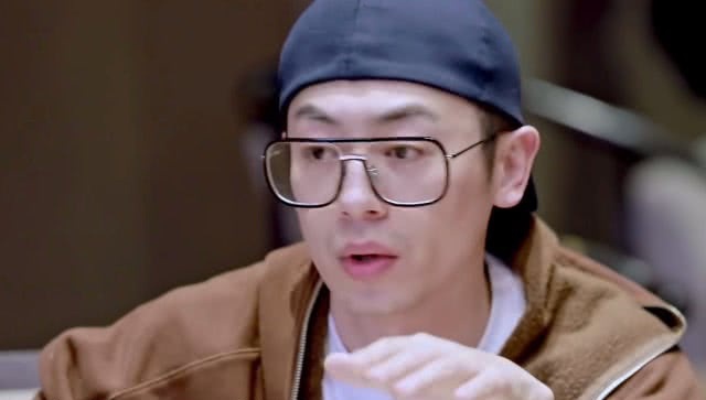 我和我的经纪人:同是戴眼镜白宇戴出绅士感,朱