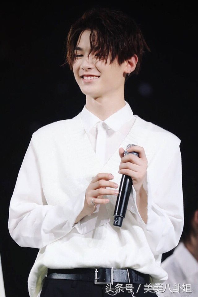 Nine percent上海开唱,蔡徐坤撩人美少年,王子异