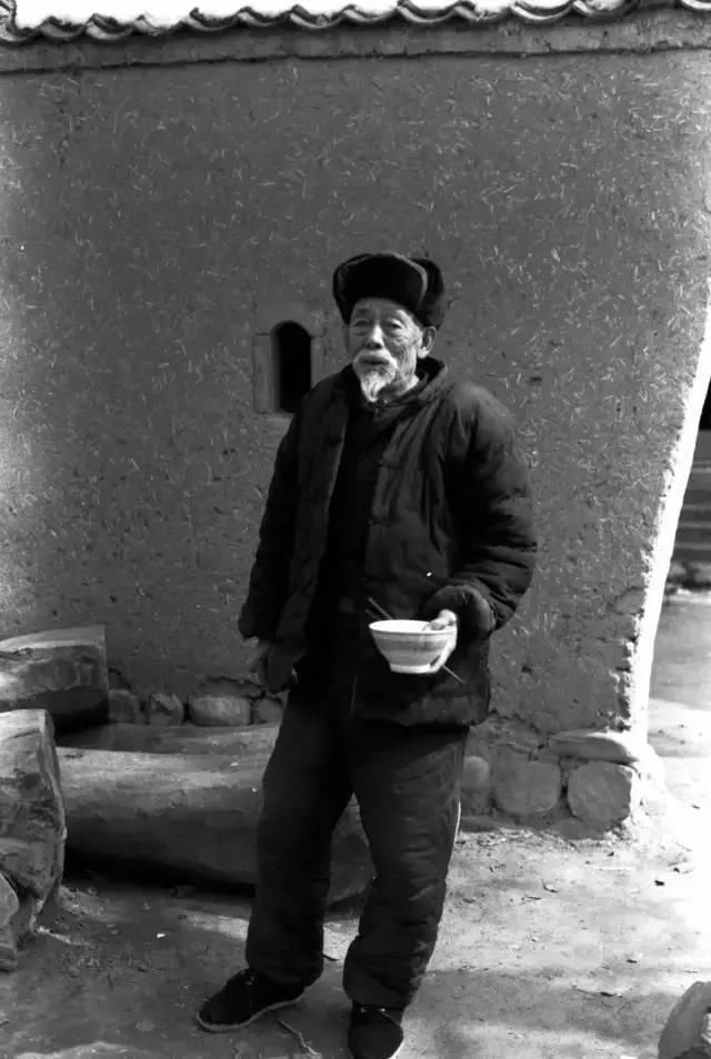 一组柘城农村30年前吃饭的老照片!火爆河南朋