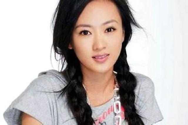 被称为小章子怡差点成张国立的媳妇,如今浅笑