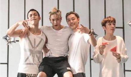 《偶像练习生》坤音四子团灭后,谁才是传奇?