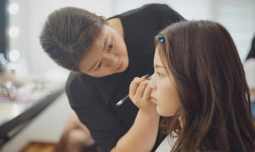 火箭少女徐梦洁接受采访:101女孩全被原经纪公