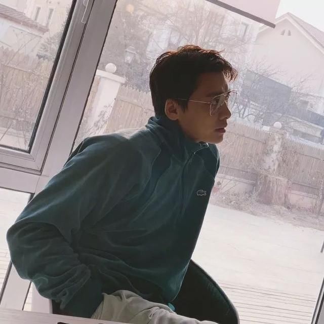 李易峰从实力演员回归初心歌手,12年有爱就《