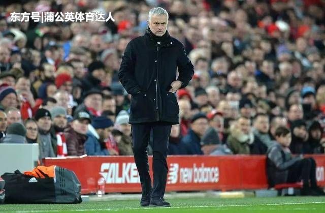 穆里尼奥最终还是败给了博格巴!新万博体育:中