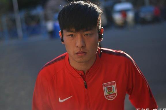 亚泰放行何超的条件曝光:获得2000万元转会费