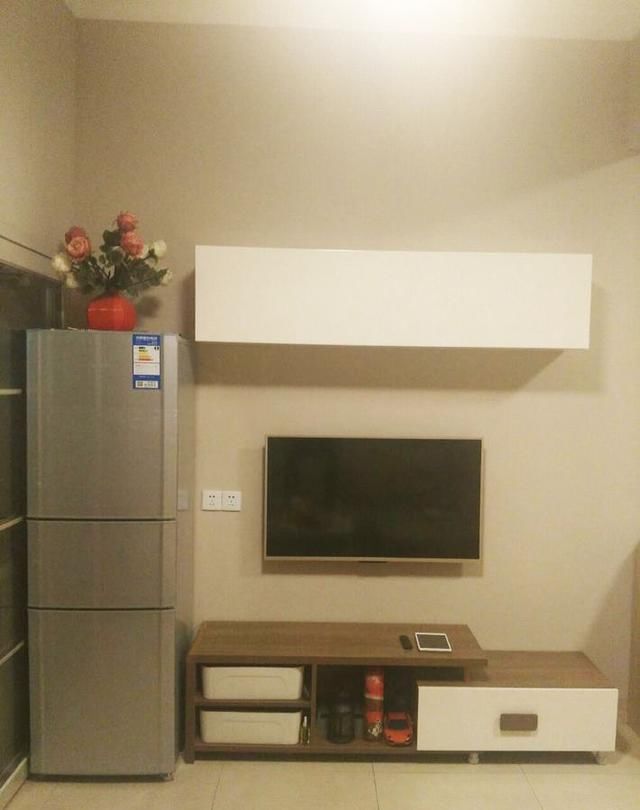 奇葩36平老房户型,一进门左手厨房右手卫生间,老公还舍不得卖?