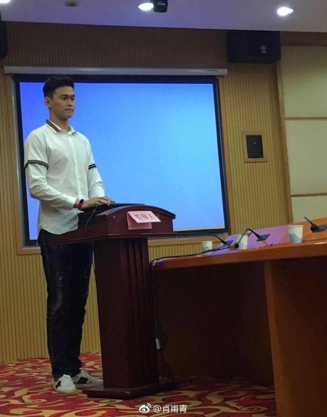 孙杨硕士毕业论文研究自己.被会体育的学霸虐