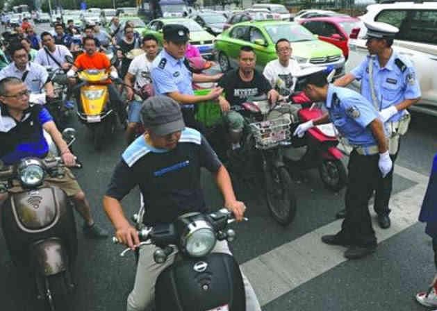 7月1号，禁止销售电车，三轮，车主：真是大快人心