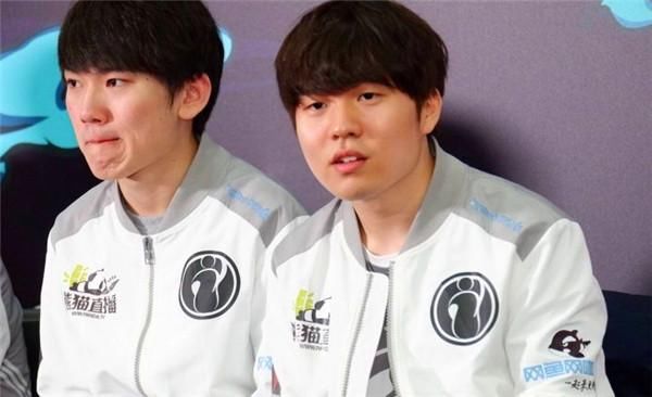 IG战队不再需要Theshy?Duke极限偷家,IG拿下