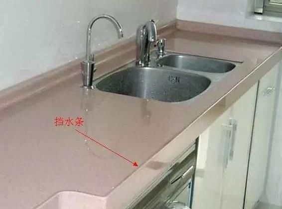 橱柜台面万万要装这个东西,太实用了,后悔当初不懂没装 第3张 橱柜台面万万要装这个东西,太实用了,后悔当初不懂没装-家居窝
