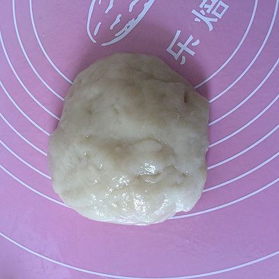 板栗馅儿冰皮月饼