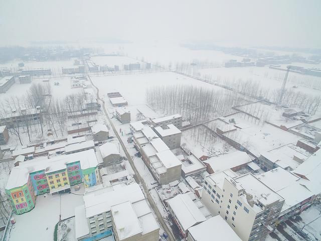 看最美雪景 来郸城南丰镇!