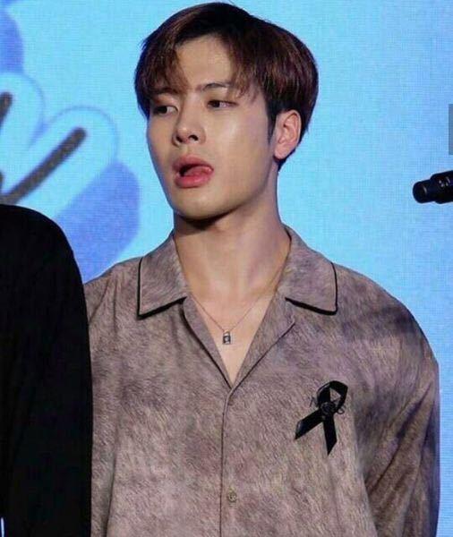 男星柔舌特写,杨洋鼓舌扬唇,王嘉尔直击人心,千