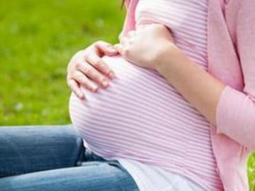 女性在怀孕初期,胎儿还比较脆弱,这3种情况尽