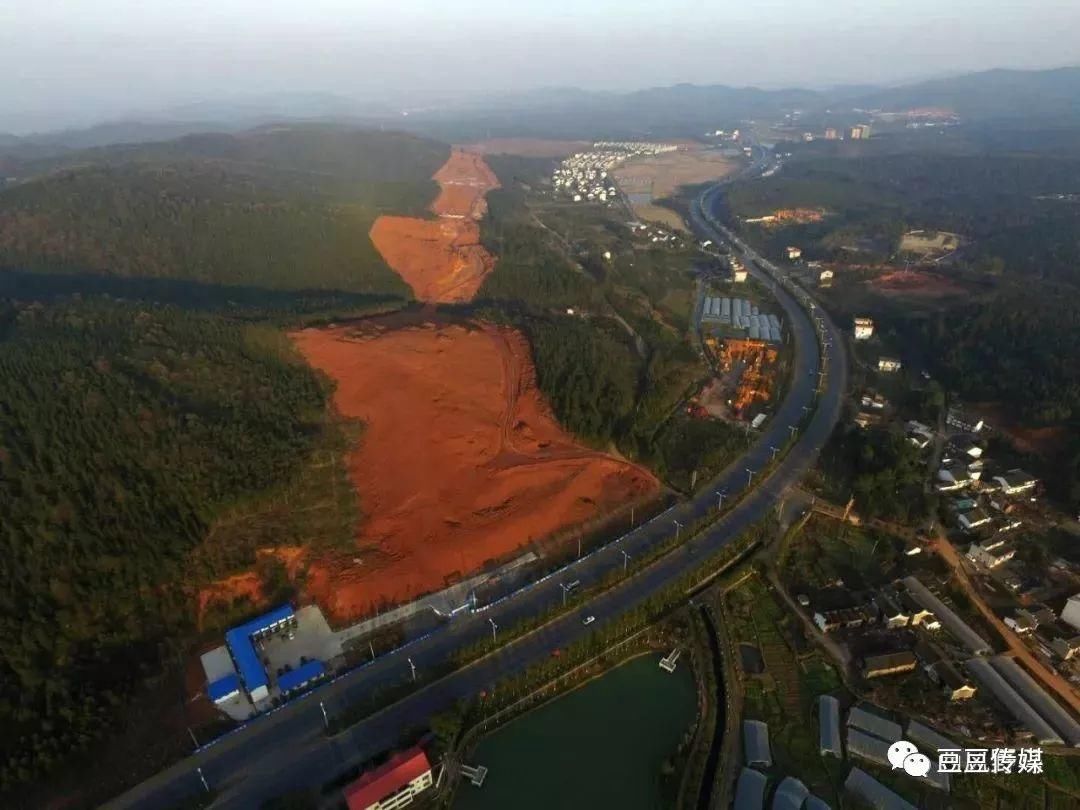 震撼！舶拍郴州机场建设工地