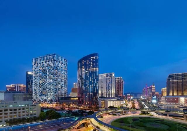 扎哈颠覆性酒店设计遗作|澳门沐梵世酒店,强悍