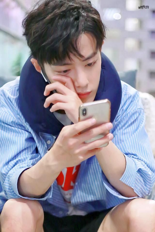 肖战高清壁纸 看了决不后悔 小哥哥等你来撩