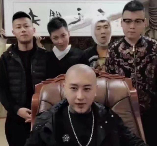 大快人心!此人不封天理难容!又一位快手网红遭