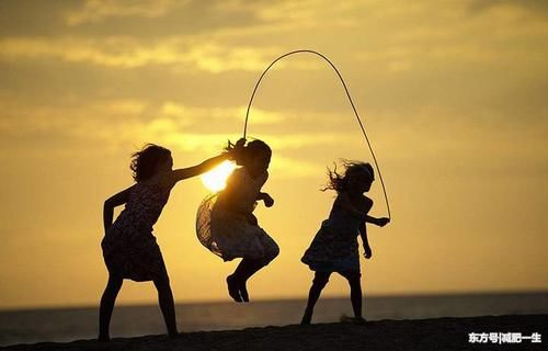 多少斤可以跳绳 t01577db8ddba8f554b.jpg