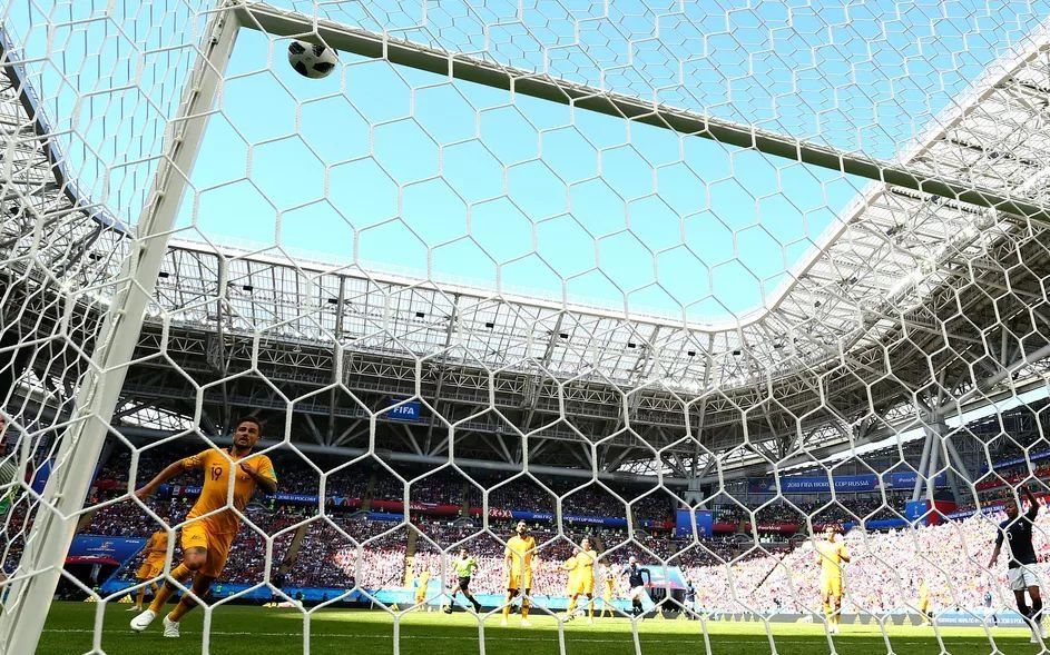 博格巴成世界杯鹰眼受益第一人 FIFA还欠神灯