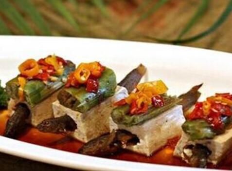 泥鳅钻豆腐真是个传说?小伙自信厨艺好,揭开锅大家都乐了!_【快资讯】