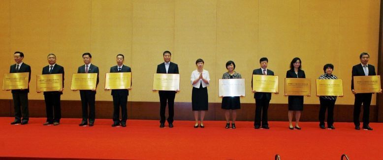 年终盘点丨2017年乳业新闻事件大盘点