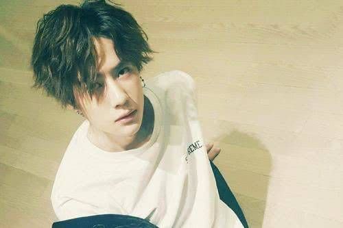 王一博是主持人还是嘉宾