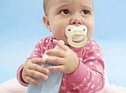 宝宝断奶的最佳年龄和温和有效的断奶方法,断
