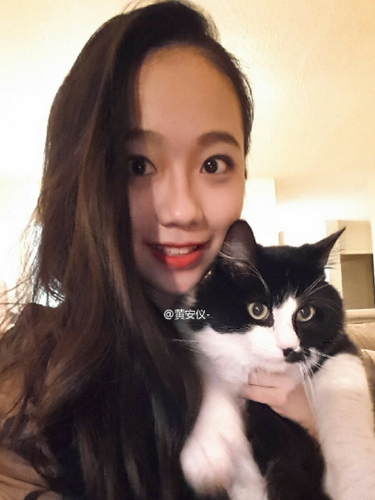 巴啦啦小魔仙长大了,还做起了直播,当起了网红