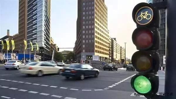 拿着一本中国驾照可以在这些国家开车，但在日本就不行!