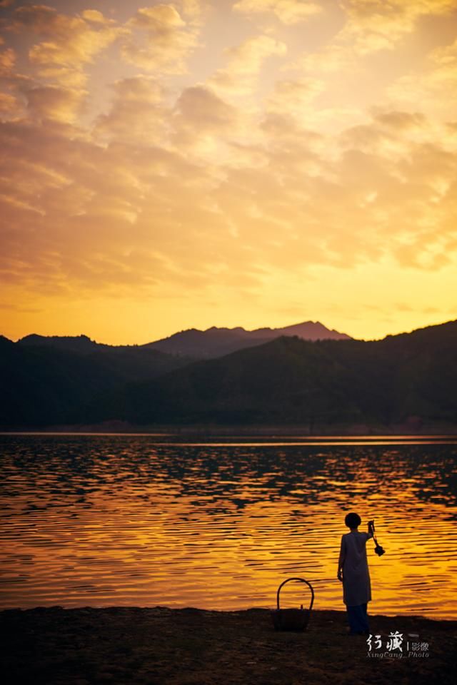 晚霞满天金湖面 夕照渔家归如歌美丽乡村下峪游之三