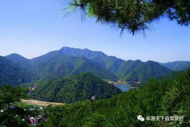 浙赣皖最美公路，一路尽是山青水碧、古村名镇，顺山蜿蜒美不胜收