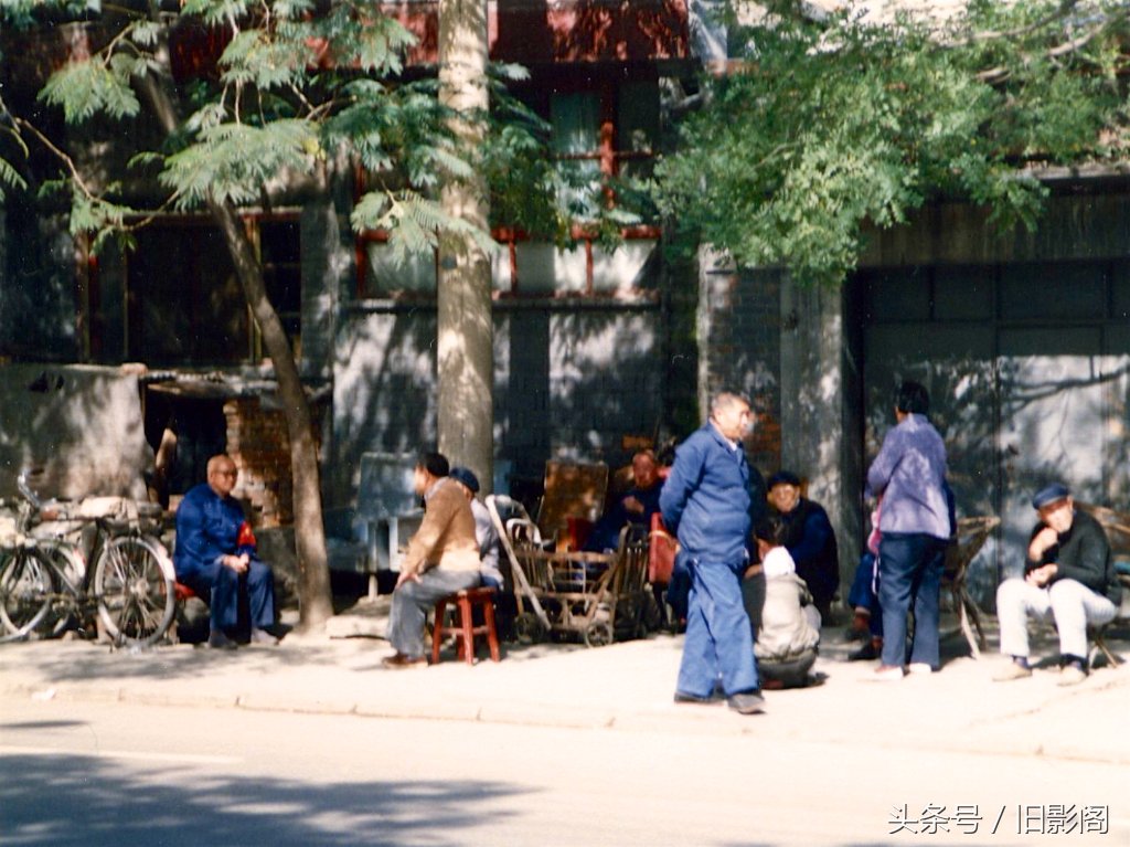 老照片:八十年代末的北京,东城西城胡同街拍