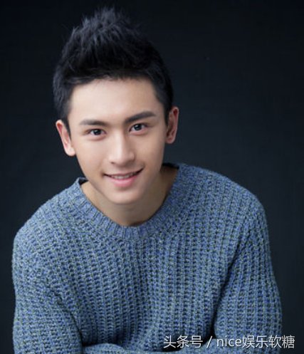 《芸汐传》中4大帅哥换现代装,唐离力压君亦邪