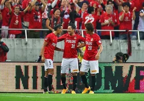 浦和红钻夺得亚冠,日本球迷:夺冠奖金不如中超