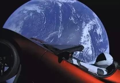 昨夜，我们一起祝贺这位孤独火星旅者!