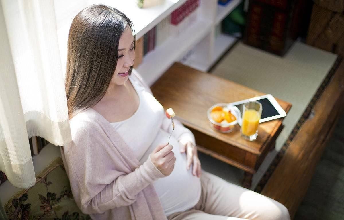秦海璐36岁生下巨婴症儿子，如今5年过去，孩子长成了这样