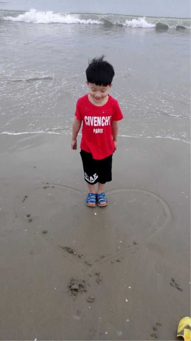 一家人甜蜜的三亚亲子游