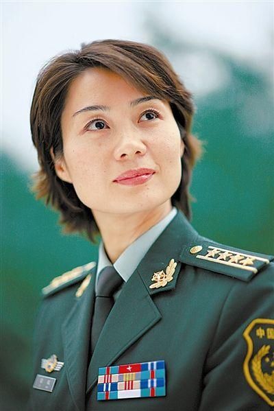 中国第一代女特警队员，雷敏