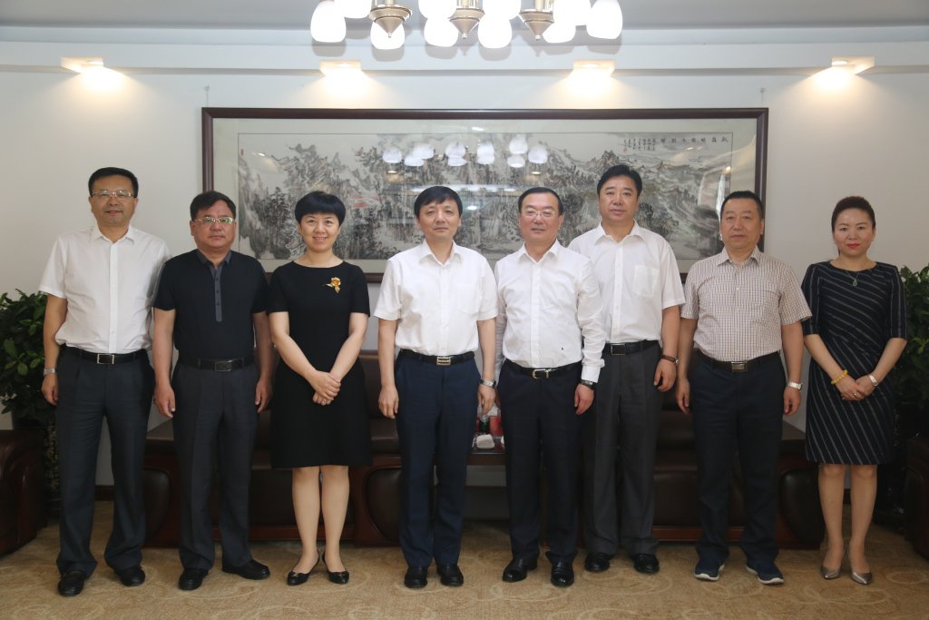 党委书记、总经理朱海涛 会见到访的七台河市