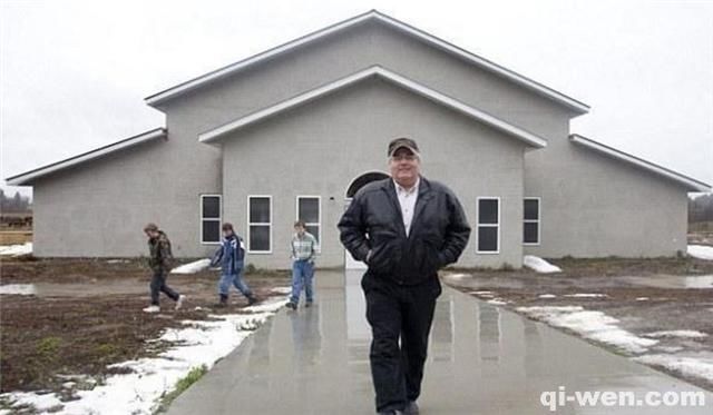 59岁男子娶27位妻子，不断受到当地政府的指控