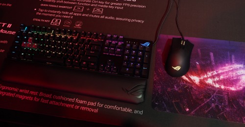 2019华硕外设新品:ROG Gladius II Core电竞鼠