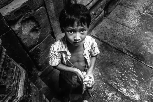 人贩子:不就拐你一个小孩吗?你可以再生一个啊_【快资讯】