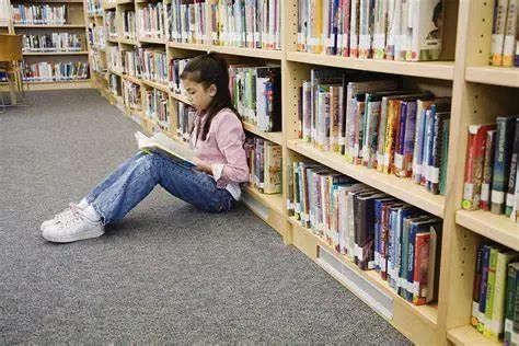 西安奔驰车事件落幕:醒醒吧,不读书你连架都吵