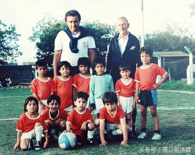 巴萨是如何签下幼年梅西的?AC米兰和皇马竟也